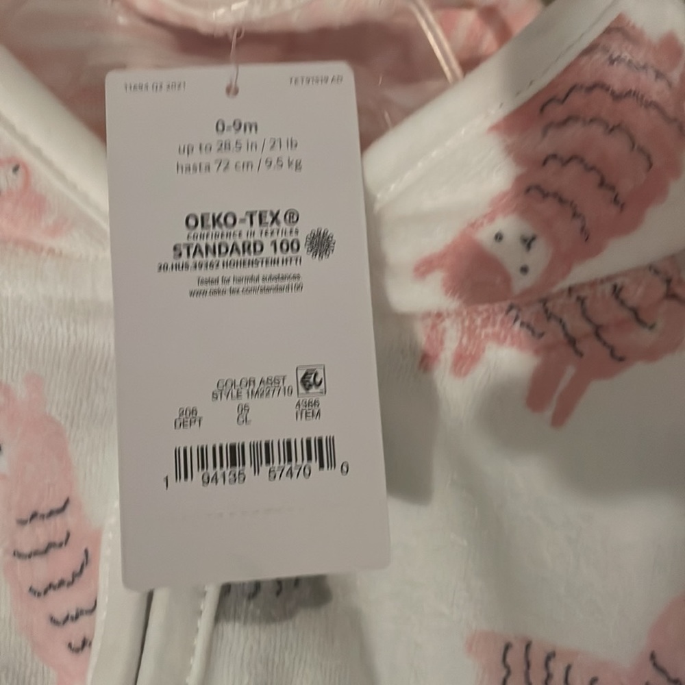 Carters girl light pink bathrobe - Picture 3 of 3